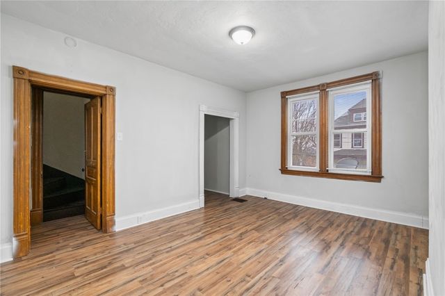 200 Moye Pl, Mt Oliver, PA 15210