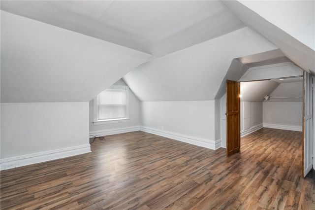 200 Moye Pl, Mt Oliver, PA 15210