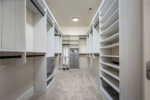 2826 Craythorne Dr, Murfreesboro, TN 37129