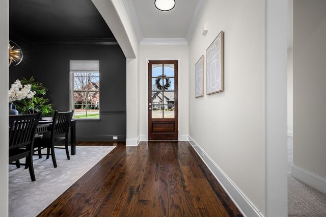 2826 Craythorne Dr, Murfreesboro, TN 37129