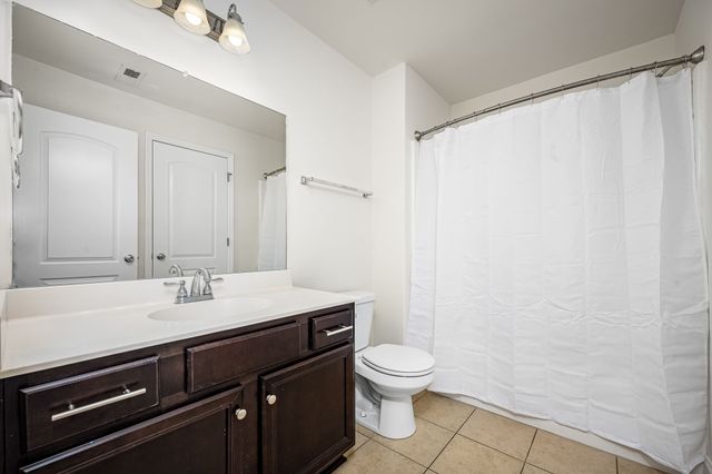 2826 Craythorne Dr, Murfreesboro, TN 37129