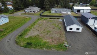 1302 S Melbourne Court, Westport, WA 98595