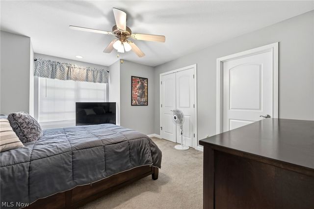 5067 Shepherds Glen, Willoughby, OH 44094