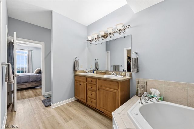 5067 Shepherds Glen, Willoughby, OH 44094