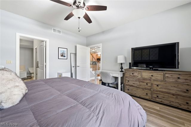 5067 Shepherds Glen, Willoughby, OH 44094