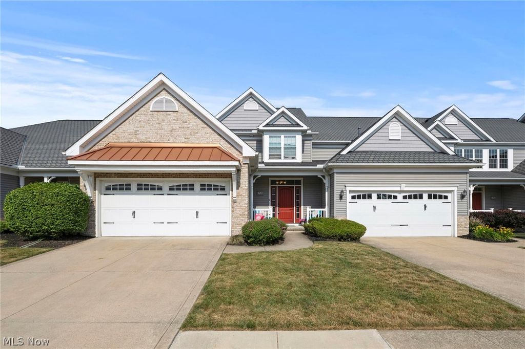 5067 Shepherds Glen, Willoughby, OH 44094