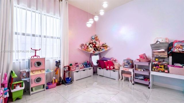 4363 SW 173rd Avenue, Miramar, FL 33029