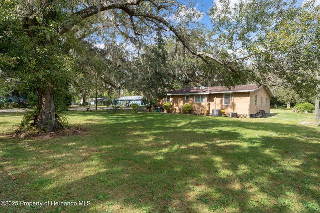 524 East Avenue, Brooksville, FL 34601