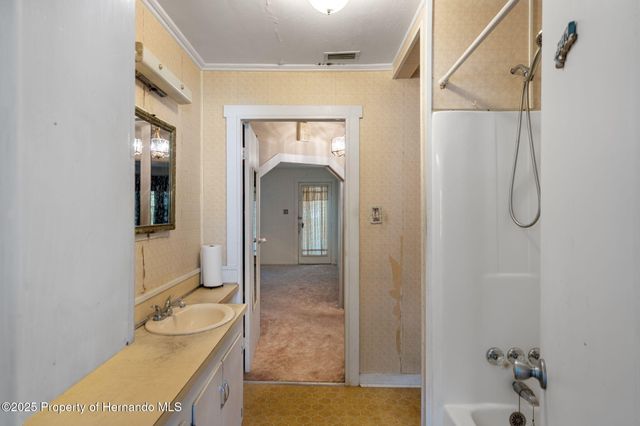 524 East Avenue, Brooksville, FL 34601