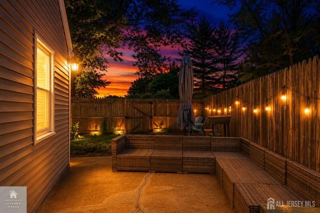 8 Cooper Court, Freehold, NJ 07728