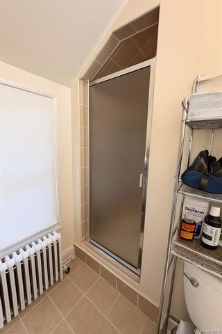 2 Ruth Lane, Glenwood Landing, NY 11547