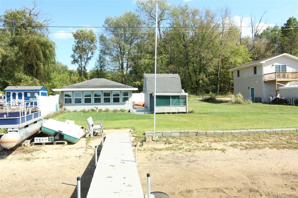 51140 Maple Road, Marcellus, MI 49067