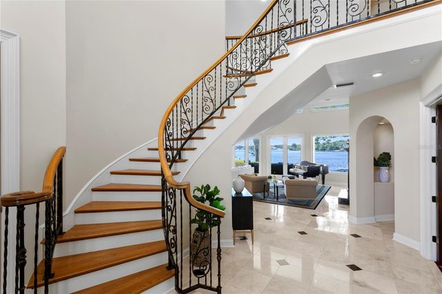 11710 N ARMENIA AVENUE, Tampa, FL 33612