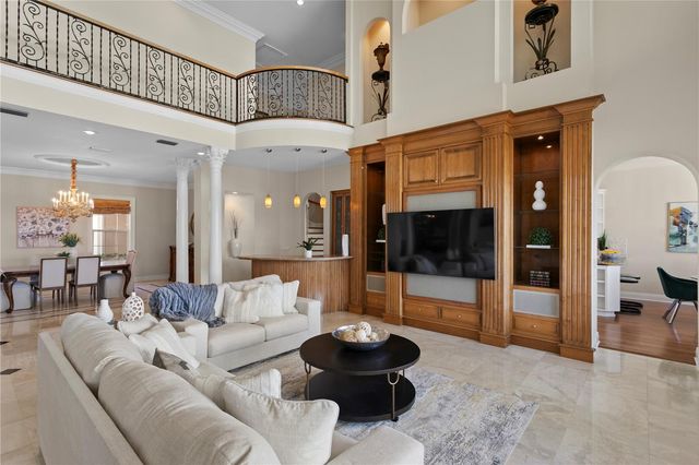 11710 N ARMENIA AVENUE, Tampa, FL 33612