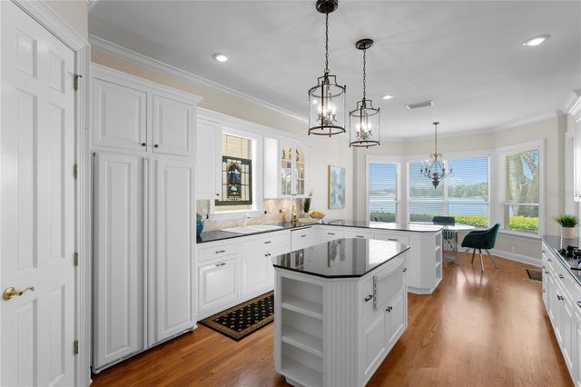 11710 N ARMENIA AVENUE, Tampa, FL 33612