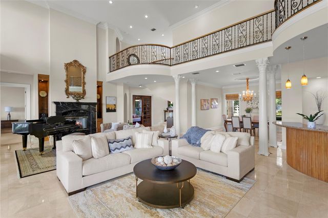 11710 N ARMENIA AVENUE, Tampa, FL 33612