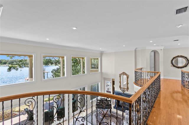 11710 N ARMENIA AVENUE, Tampa, FL 33612