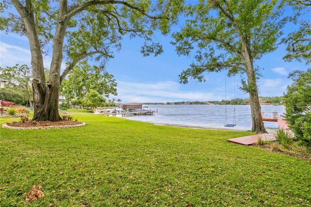 11710 N ARMENIA AVENUE, Tampa, FL 33612