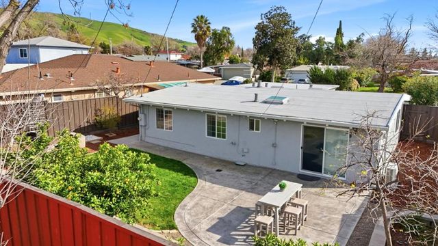 1647 Jupiter Drive, Milpitas, CA 95035