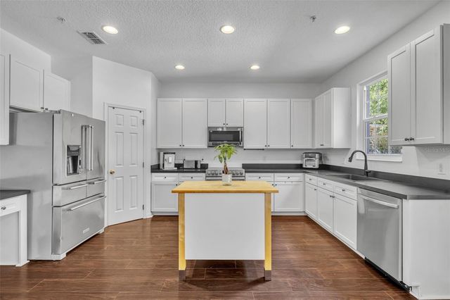 9906 MOSS ROSE WAY, Orlando, FL 32832