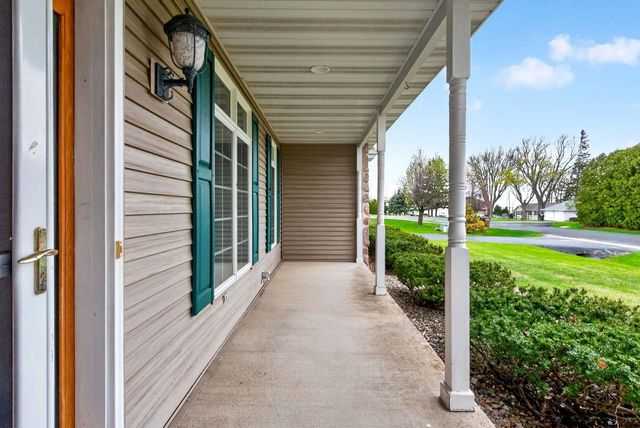 4431 BELLHAVEN LANE, Oshkosh, WI 54904