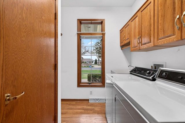 4431 BELLHAVEN LANE, Oshkosh, WI 54904
