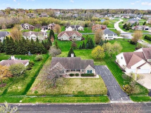 4431 BELLHAVEN LANE, Oshkosh, WI 54904