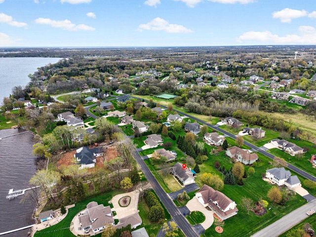 4431 BELLHAVEN LANE, Oshkosh, WI 54904