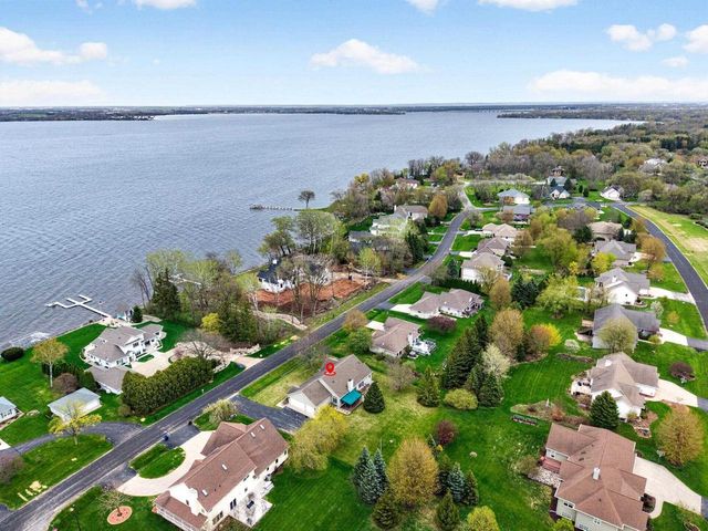 4431 BELLHAVEN LANE, Oshkosh, WI 54904