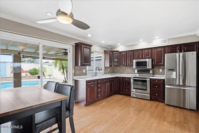 1011 W TULANE Drive, Tempe, AZ 85283