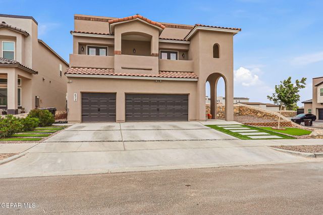 672 LA ENTRADA Circle, Sunland Park, NM 88063