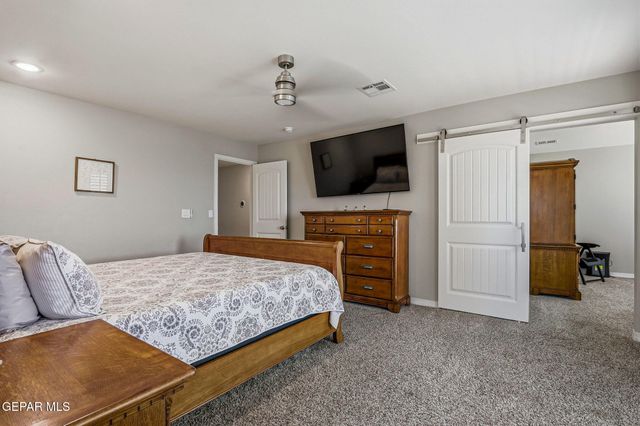 672 LA ENTRADA Circle, Sunland Park, NM 88063