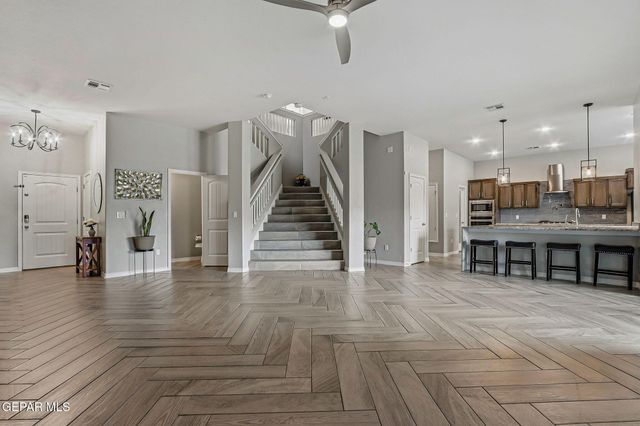672 LA ENTRADA Circle, Sunland Park, NM 88063