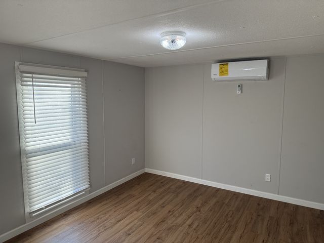 611 Sycamore Ln, La Vergne, TN 37086