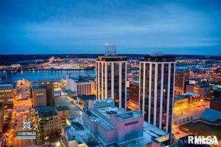 123 SW JEFFERSON Avenue E4S, Peoria, IL 61602