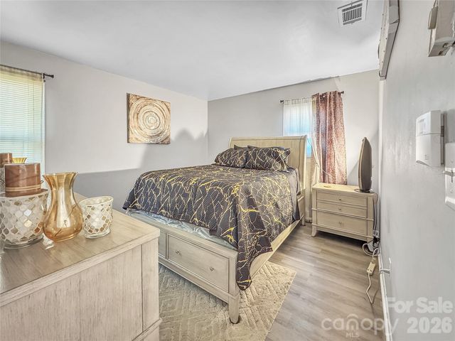 6531 Rosecran Drive, Charlotte, NC 28215