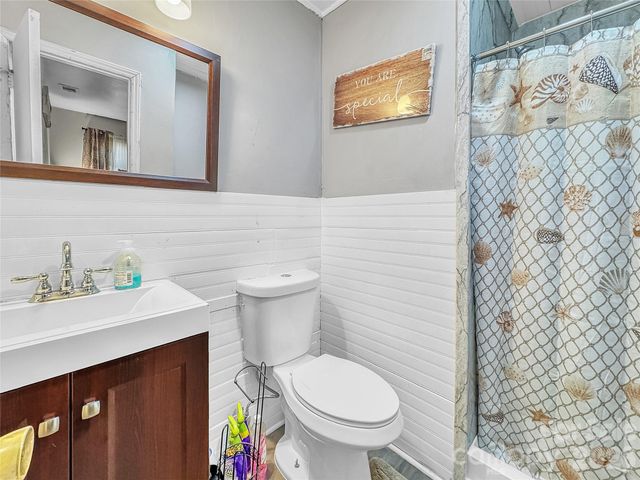 6531 Rosecran Drive, Charlotte, NC 28215