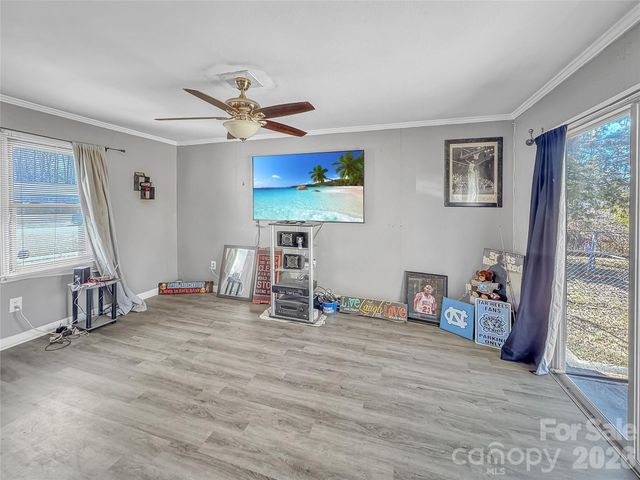 6531 Rosecran Drive, Charlotte, NC 28215