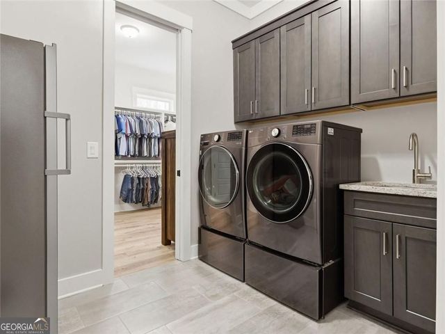 877 Arnold Mill Road, Woodstock, GA 30188