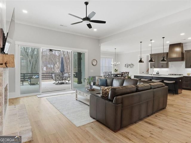 877 Arnold Mill Road, Woodstock, GA 30188