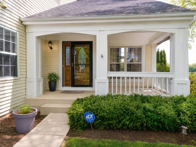 7943 Dada Drive, Gurnee, IL 60031
