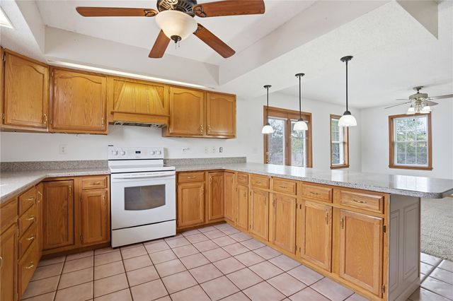 346 32nd Street NW, Cedar Rapids, IA 52405