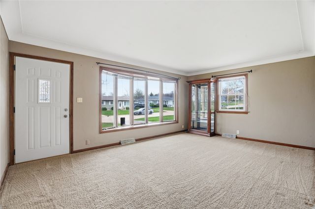 346 32nd Street NW, Cedar Rapids, IA 52405