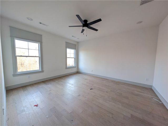 8 Whithorn Lane, Bella Vista, AR 72715