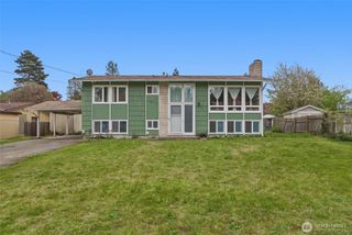 1817 S 262nd Place, Des Moines, WA 98198