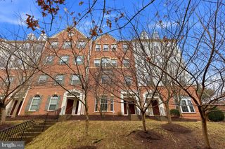 2601 EASTBOURNE DR, Woodbridge, VA 22191