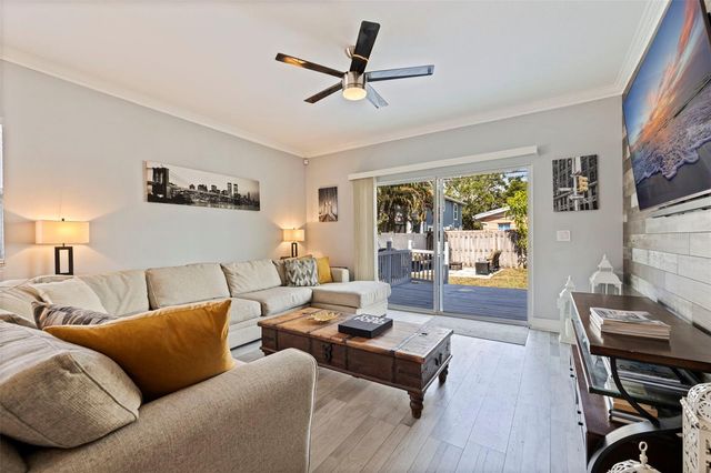 3110 15TH STREET N, St Petersburg, FL 33704