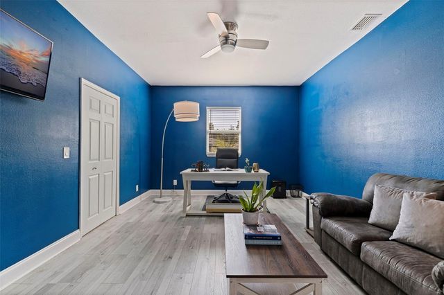 3110 15TH STREET N, St Petersburg, FL 33704
