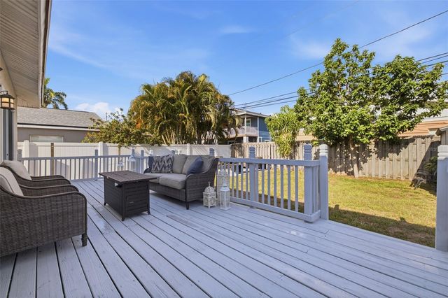 3110 15TH STREET N, St Petersburg, FL 33704