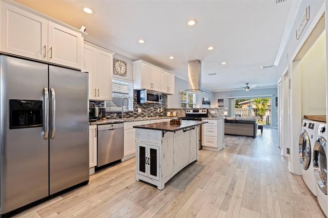 3110 15TH STREET N, St Petersburg, FL 33704